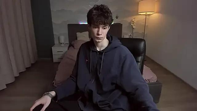 Edvard_Blare on StripChat