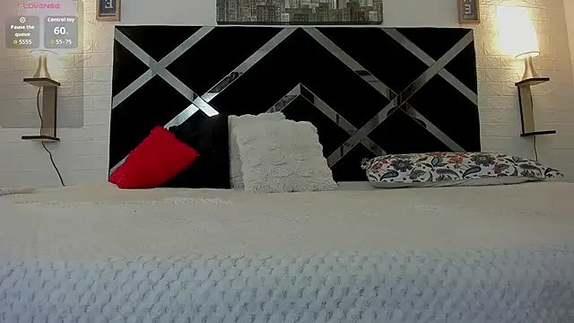 elenacooper1 on StripChat 