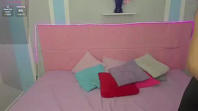 elenacooper1 on StripChat 