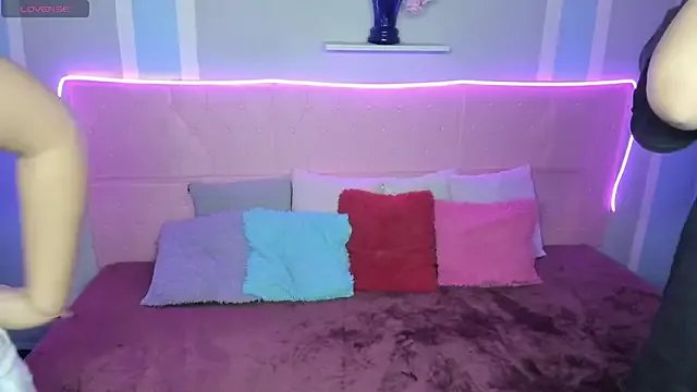 elenacooper1 on StripChat 