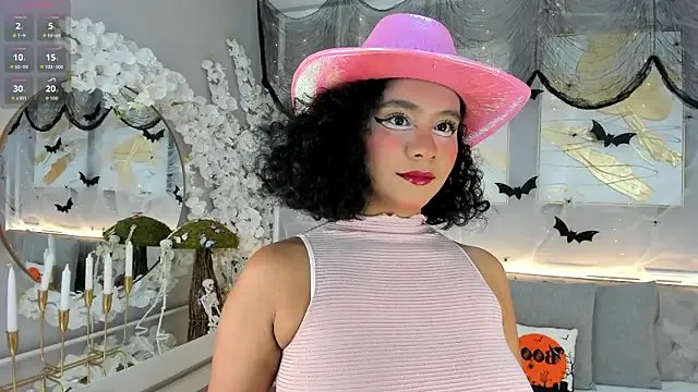 Freechat ellette__ on StripChat