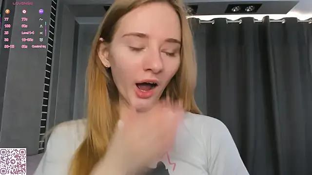 Private ElvinaRose on StripChat