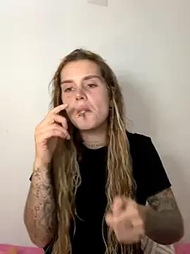 Avatar of EmiliaCatalina