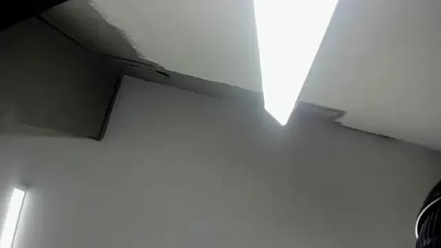 emperatris_23 on StripChat 