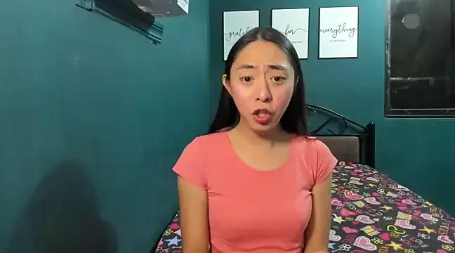 ErikaJayne4u on StripChat