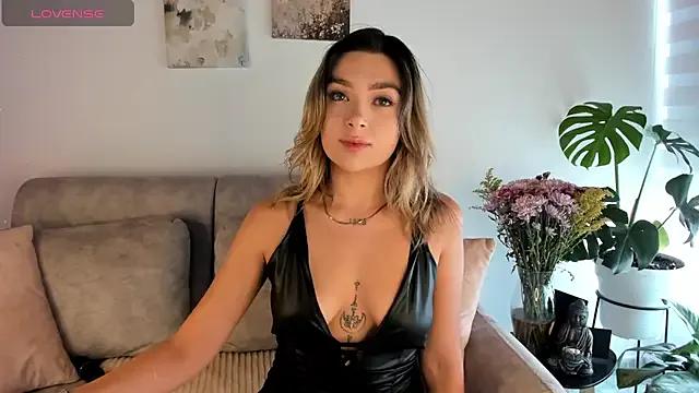 Freechat Estrer_collins on StripChat