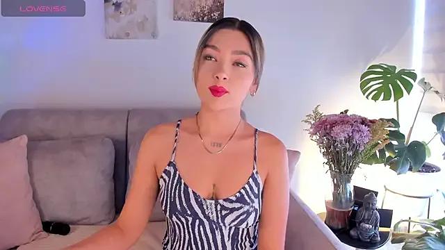 Freechat Estrer_collins on StripChat