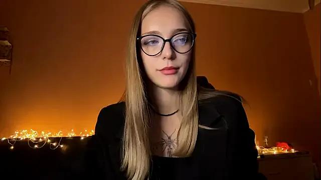 Freechat EvaPeace on StripChat