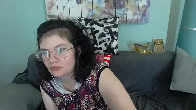 Freechat EverlyRays on StripChat