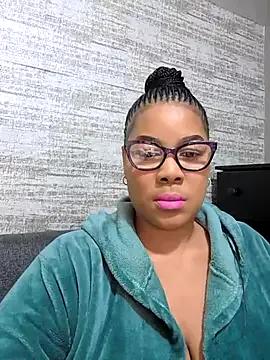 Freechat ExclusiveLeexx on StripChat