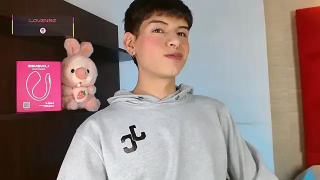 Freechat Ezra_Storm on StripChat