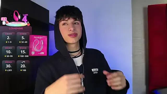 Freechat Ezra_Storm on StripChat