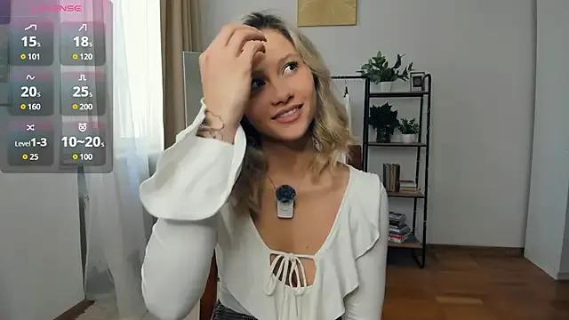 Private FaaBinaa on StripChat