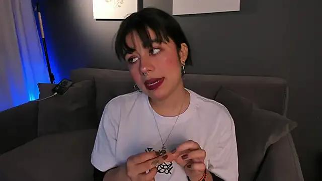 StripChat flower_smith_ is Freechat flower_smith_ — Whipping and spitting on breasts