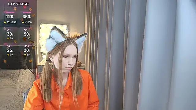 Freechat FoxyMira on StripChat