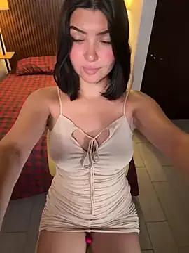 Freechat FoxyMx on StripChat