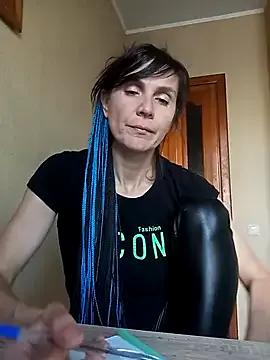 Freechat Francenia_lolis on StripChat