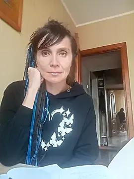 Freechat Francenia_lolis on StripChat