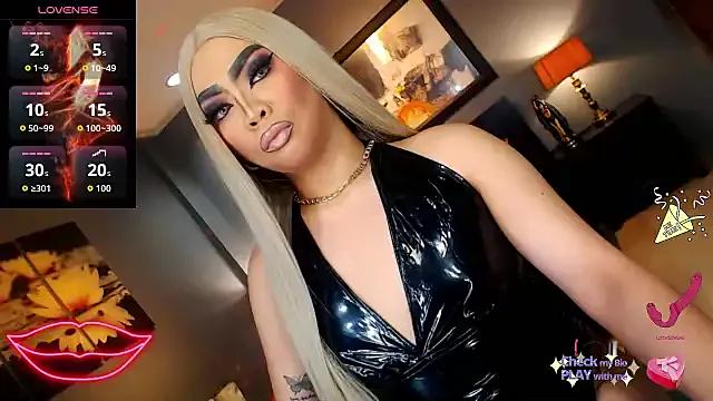 Freechat FridaHumphrey on StripChat