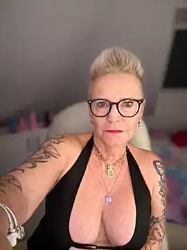 German_Milf — Oel TITTS  last Tip 2Fuck Videos