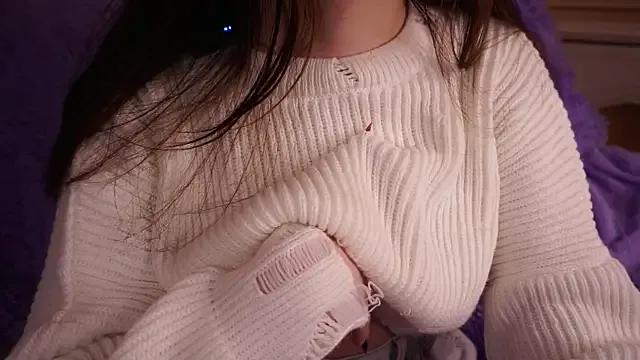 GillianDowdey on StripChat