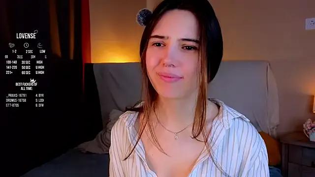 GillianDowdey on StripChat