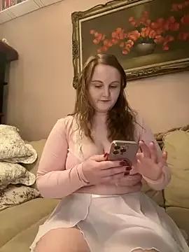 GingerSnap33 on StripChat 