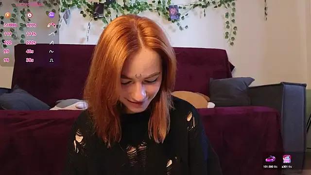 girl_with_snaketatto0 on StripChat