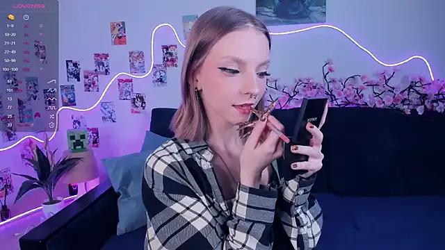 Golden_dawn — pull down my cute shorts ^^