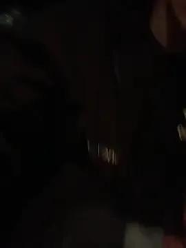 Avatar of GoldenPussy1329