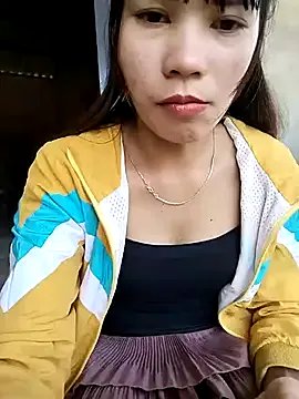 gugu0022 on StripChat