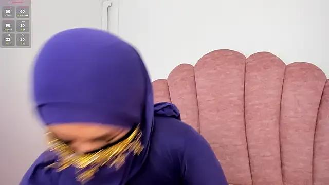 halabi_saha on StripChat 