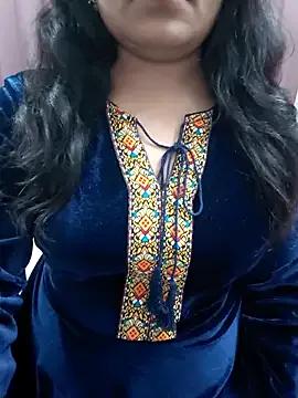 Half_girlfrnd_530 on StripChat