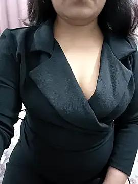 Half_girlfrnd_530 on StripChat