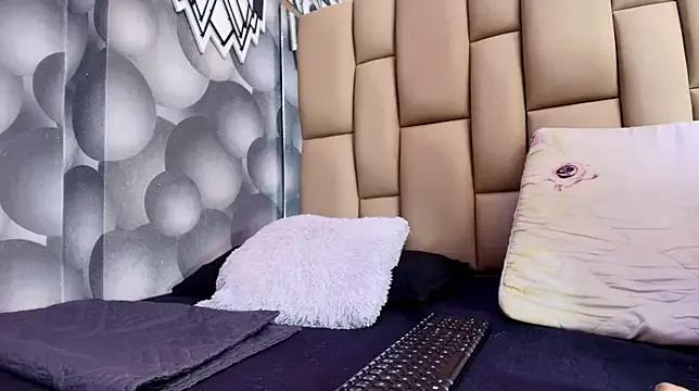 hannah_teehn on StripChat