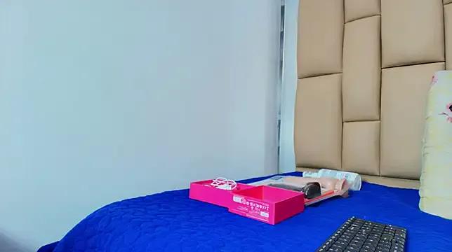 hannah_teehn on StripChat