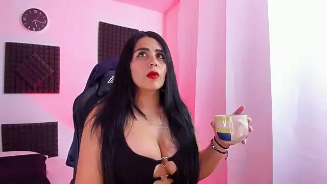 hannarusso on StripChat