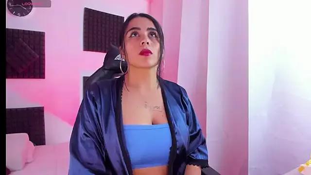 hannarusso on StripChat