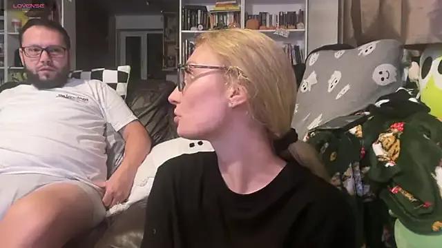 StripChat harleyblair is Freechat harleyblair — Live Sex Show (Cum using toys/Jim)