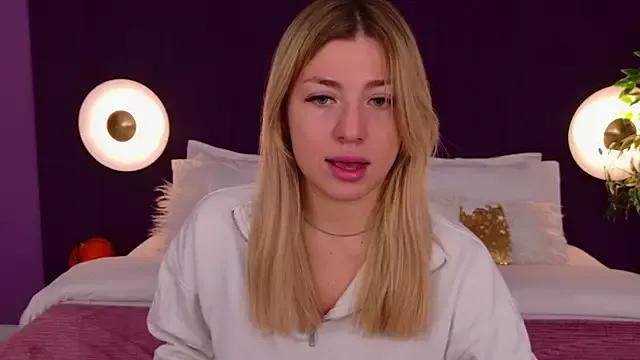 Freechat HelenaMorgan on StripChat