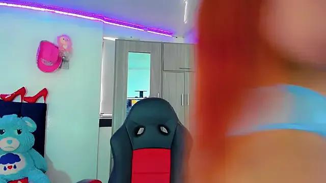 Freechat Hellen_moons__ on StripChat