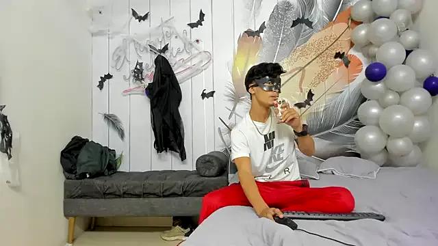 Freechat Holdme_Hot on StripChat