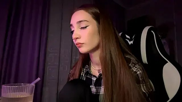 Private HollyPaw on StripChat