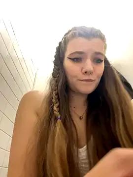 Freechat Holy_Tereza on StripChat