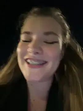 Freechat Holy_Tereza on StripChat