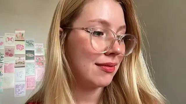 Avatar of HoneyAudrey