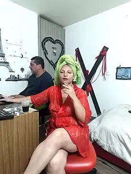 Freechat hotandfierylatinos2023 on StripChat