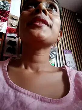 Freechat hotshreya69 on StripChat