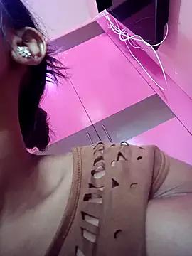 Freechat hotshreya69 on StripChat