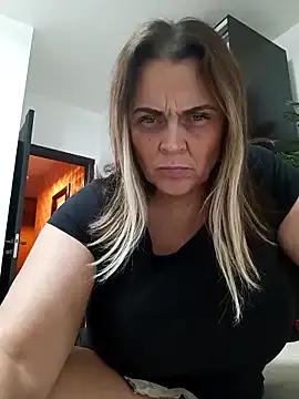 Freechat hugebobbs on StripChat